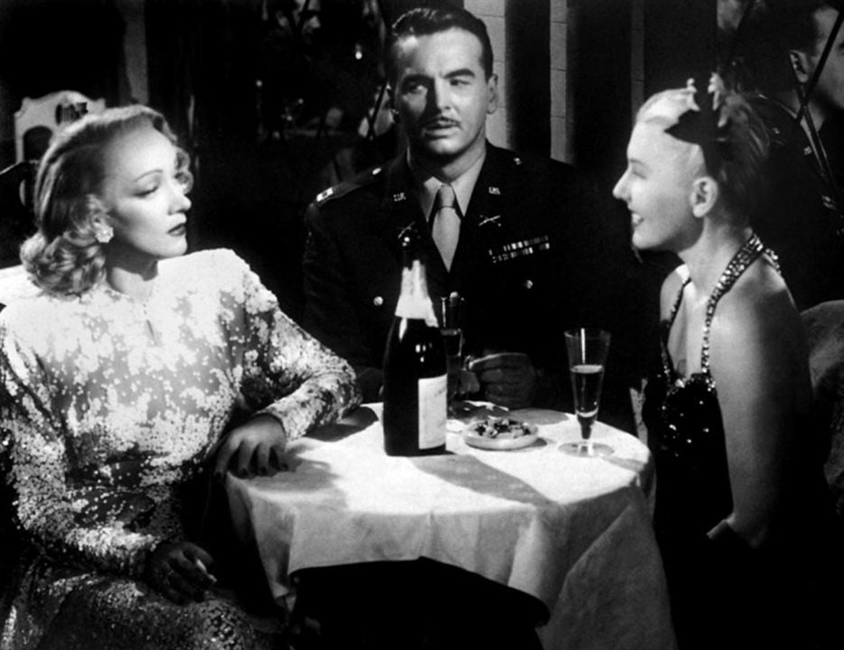 Eine auswärtige Affäre : Bild Jean Arthur, Marlene Dietrich, John Lund