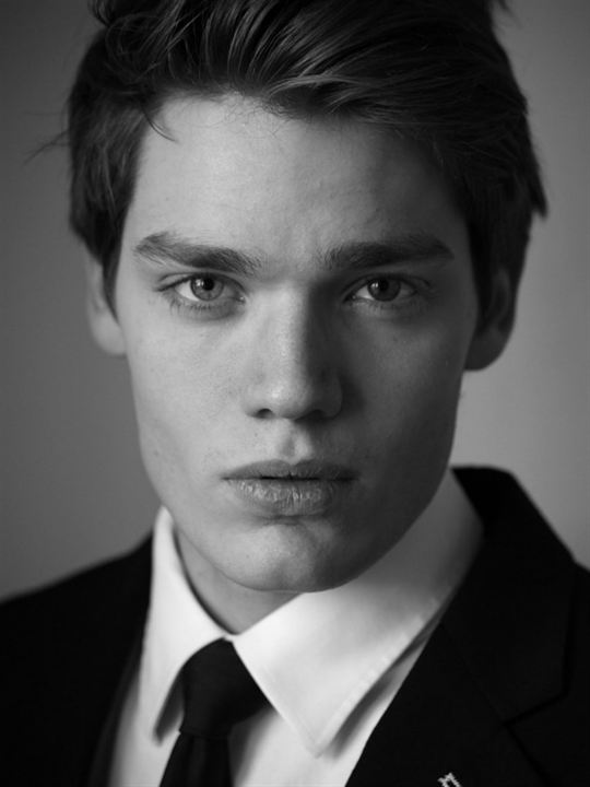 Kinoposter Dominic Sherwood