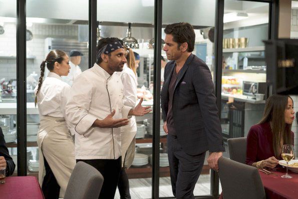 Grandfathered : Bild John Stamos, Ravi Patel