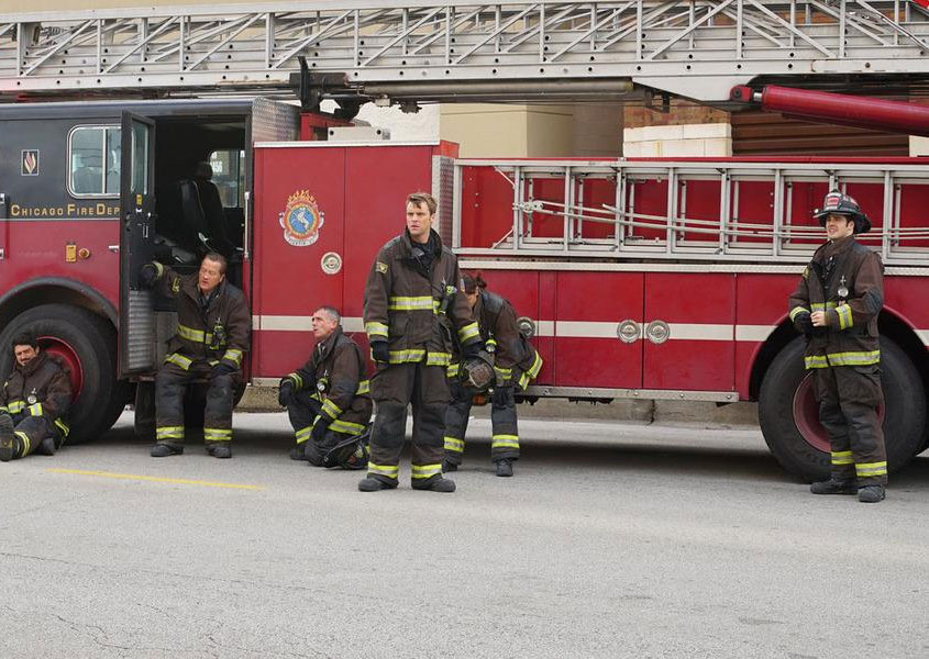 Chicago Fire : Bild Jesse Spencer, David Eigenberg, Christian Stolte, Steven R. McQueen, Yuri Sardarov