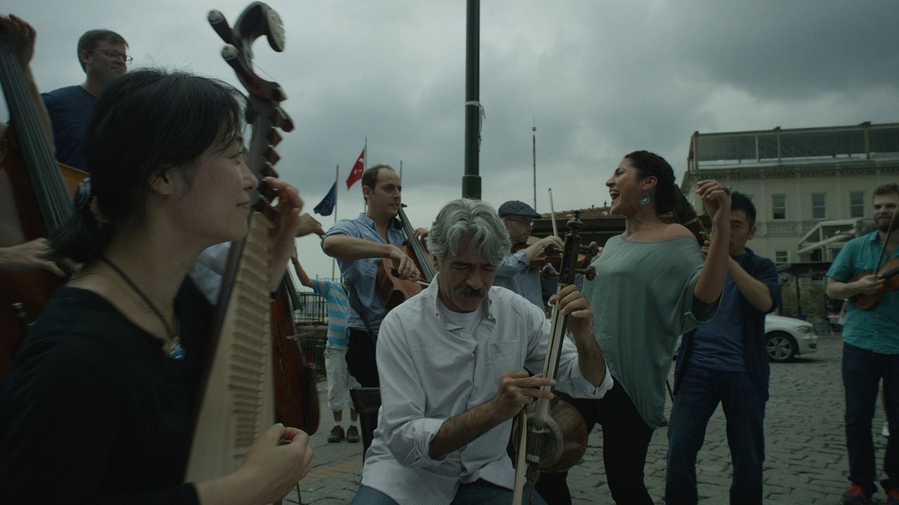 The Music of Strangers: Yo Yo Ma & the Silkroad Ensemble : Bild