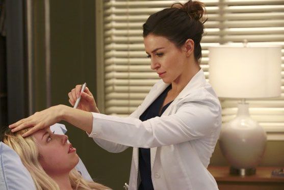 Grey's Anatomy - Die jungen Ärzte : Bild Skyler Shaye, Caterina Scorsone