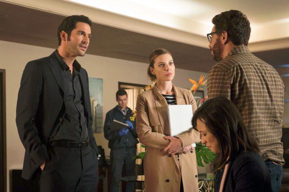 Lucifer : Bild Lauren German, Tom Ellis