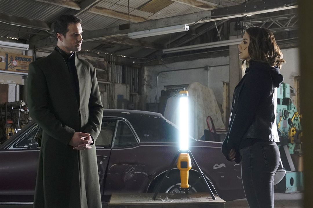 Marvel's Agents Of S.H.I.E.L.D. : Bild Brett Dalton, Chloe Bennet