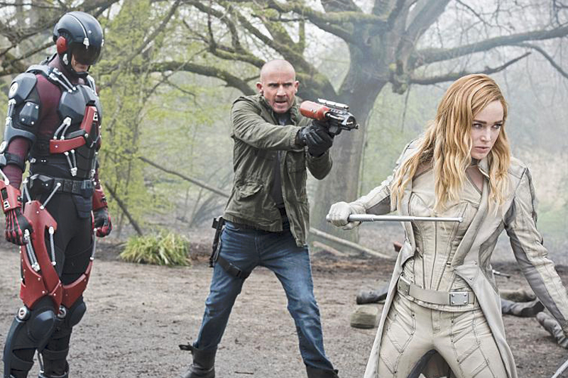 DC's Legends Of Tomorrow : Bild Caity Lotz, Dominic Purcell, Brandon Routh