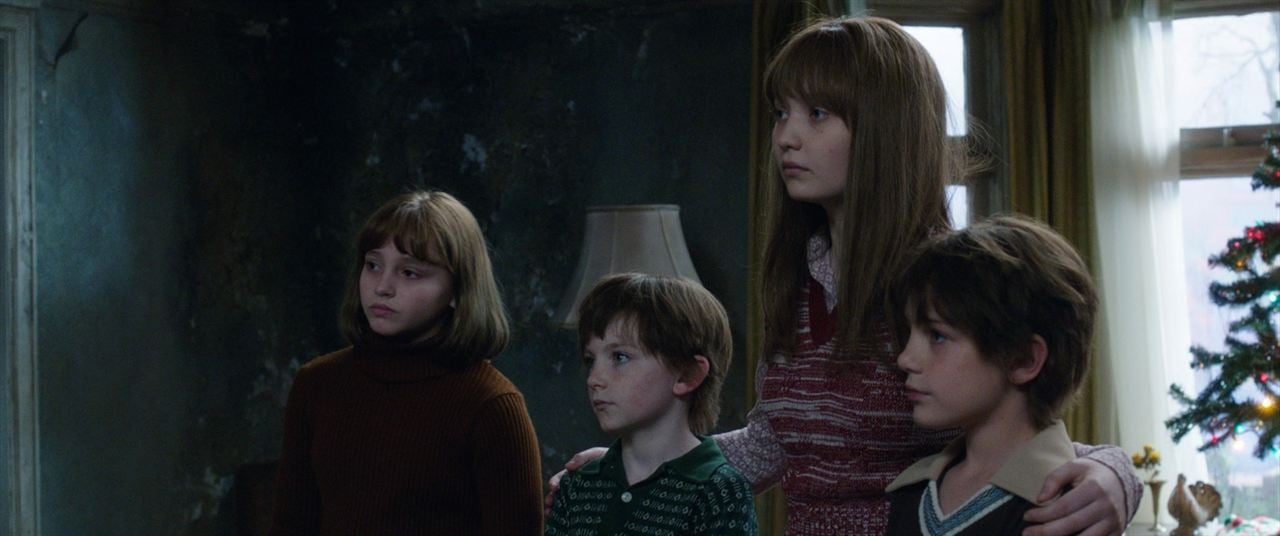 Conjuring 2 : Bild Madison Wolfe, Lauren Esposito, Benjamin Haigh, Patrick Mcauley