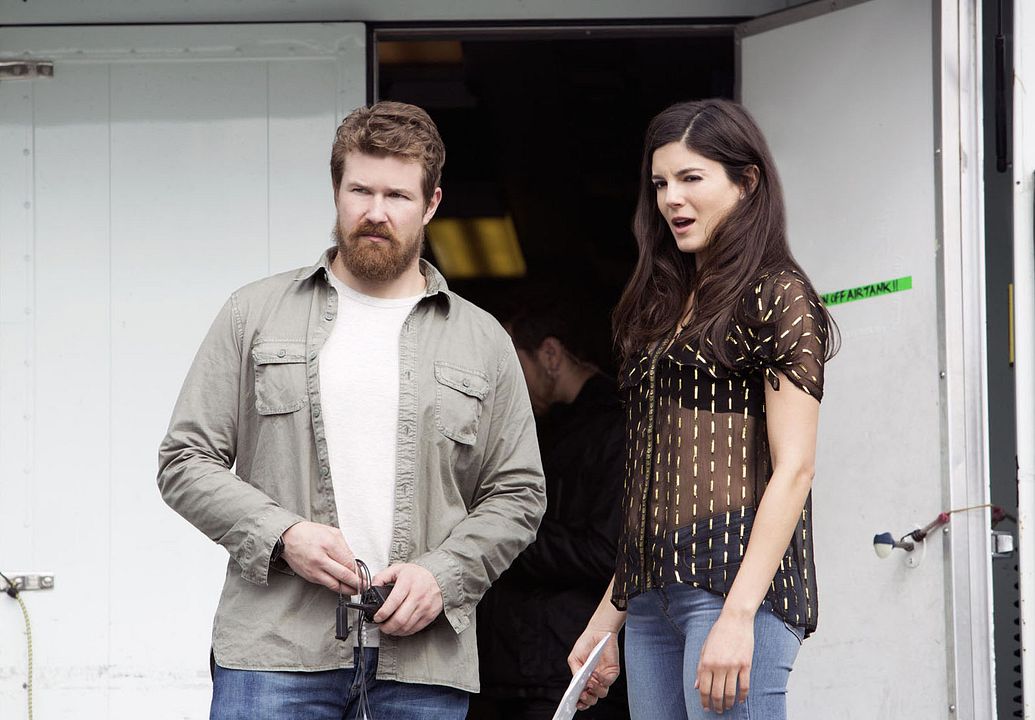 UnREAL : Bild Monica Barbaro, Josh Kelly