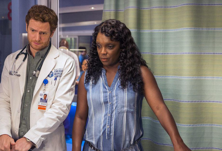 Chicago Med : Bild Marlyne Barrett, Nick Gehlfuss