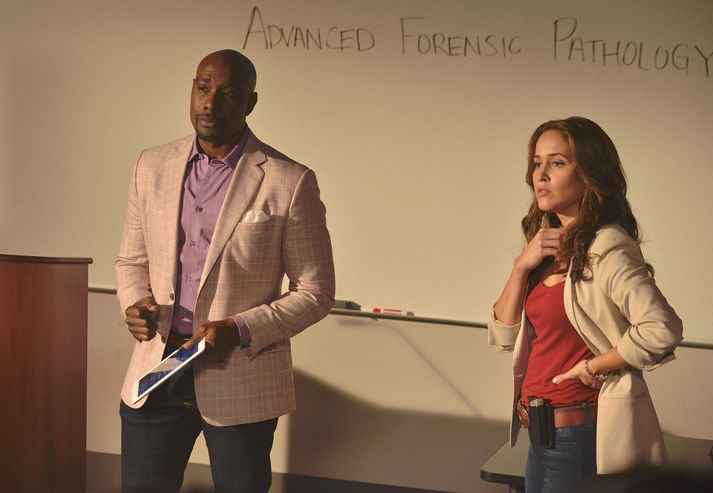 Rosewood : Bild Jaina Lee Ortiz, Morris Chestnut