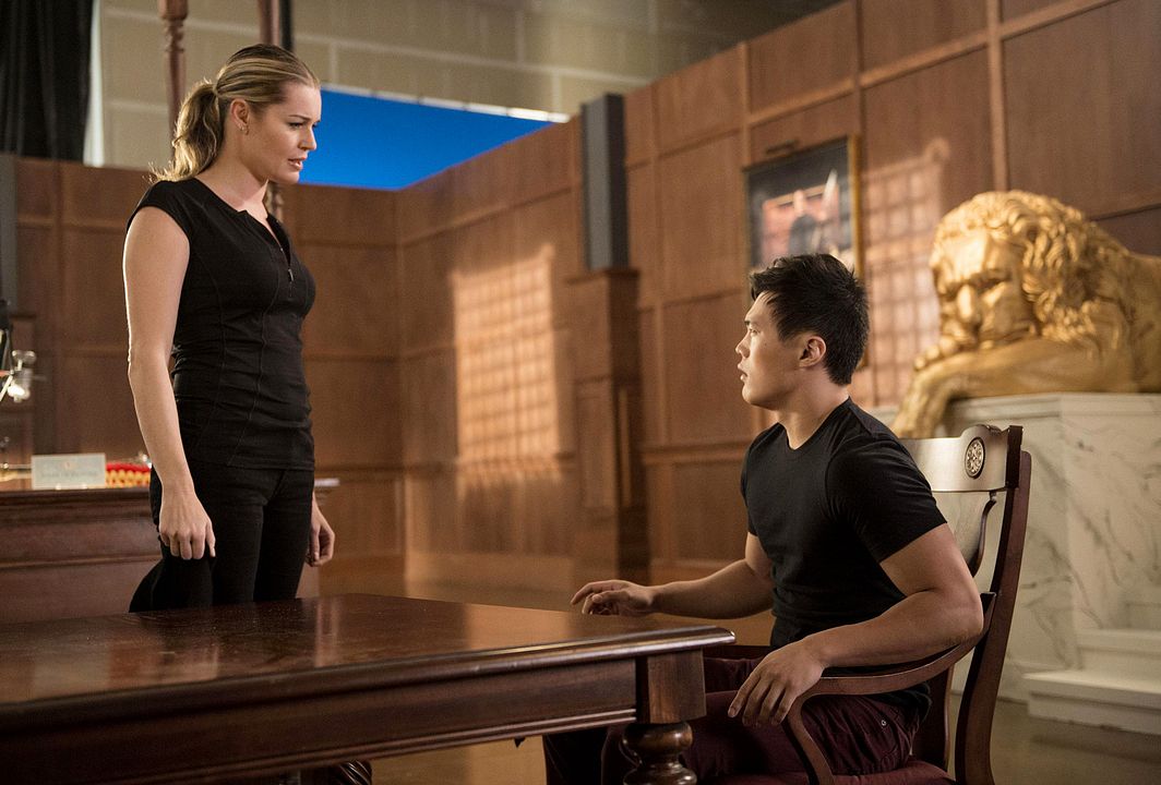 The Quest - Die Serie : Bild John Harlan Kim, Rebecca Romijn