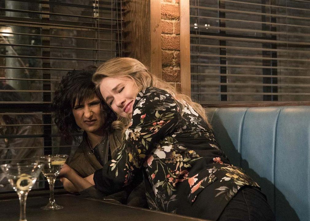 No Tomorrow : Bild Tori Anderson, Sarayu Blue