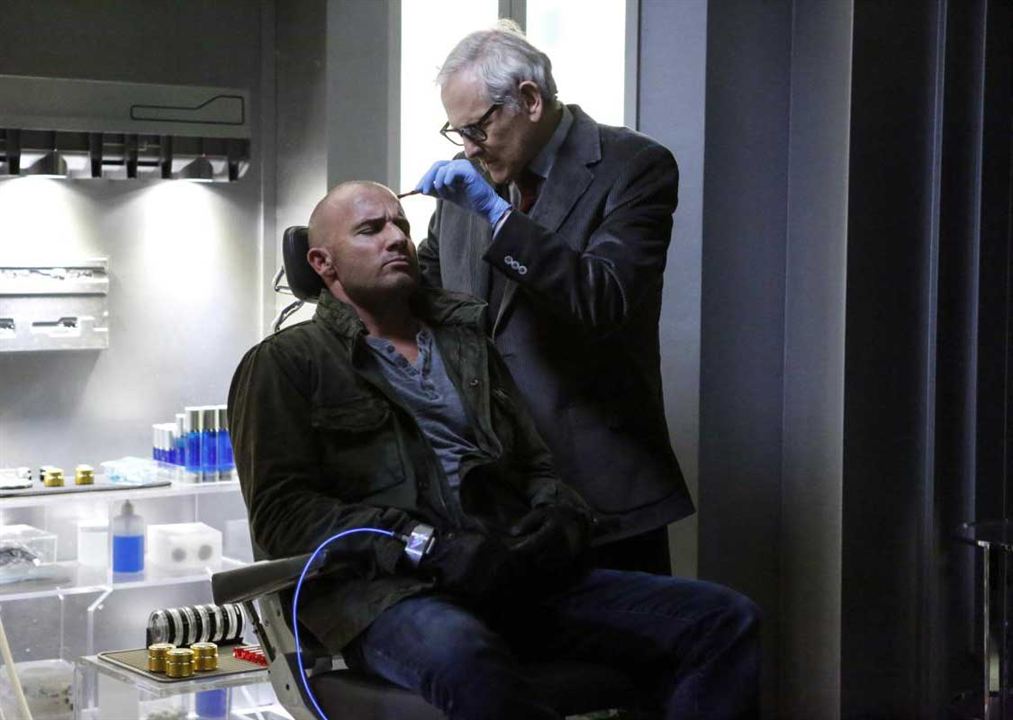 DC's Legends Of Tomorrow : Bild Victor Garber, Dominic Purcell