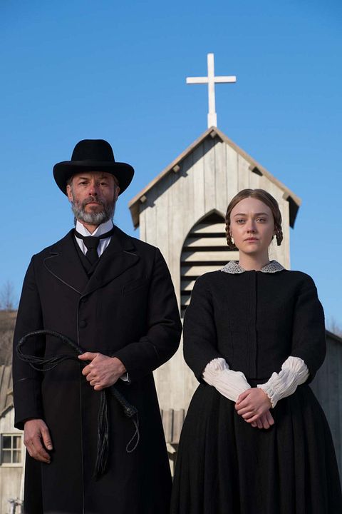 Brimstone : Bild Guy Pearce, Dakota Fanning