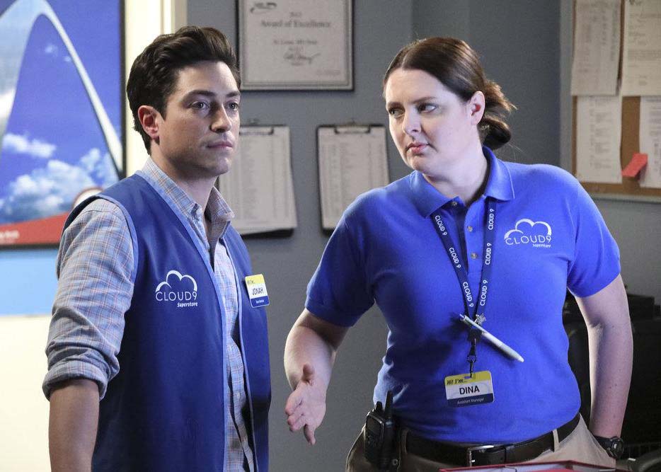 Superstore : Bild Ben Feldman, Lauren Ash