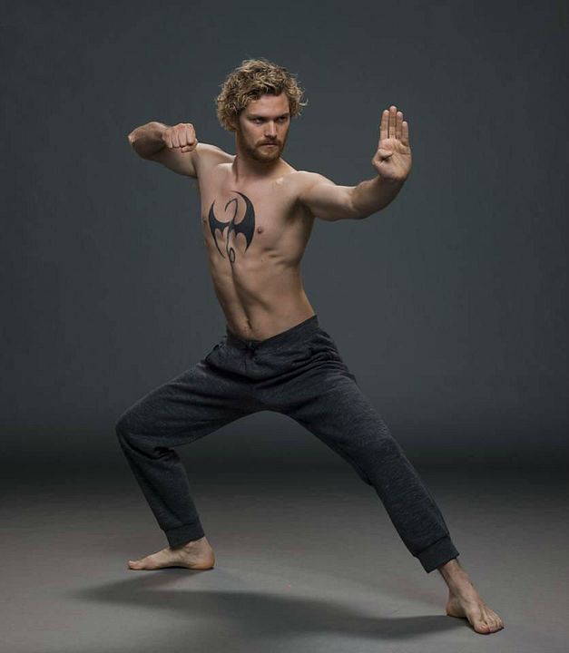 Bild Finn Jones