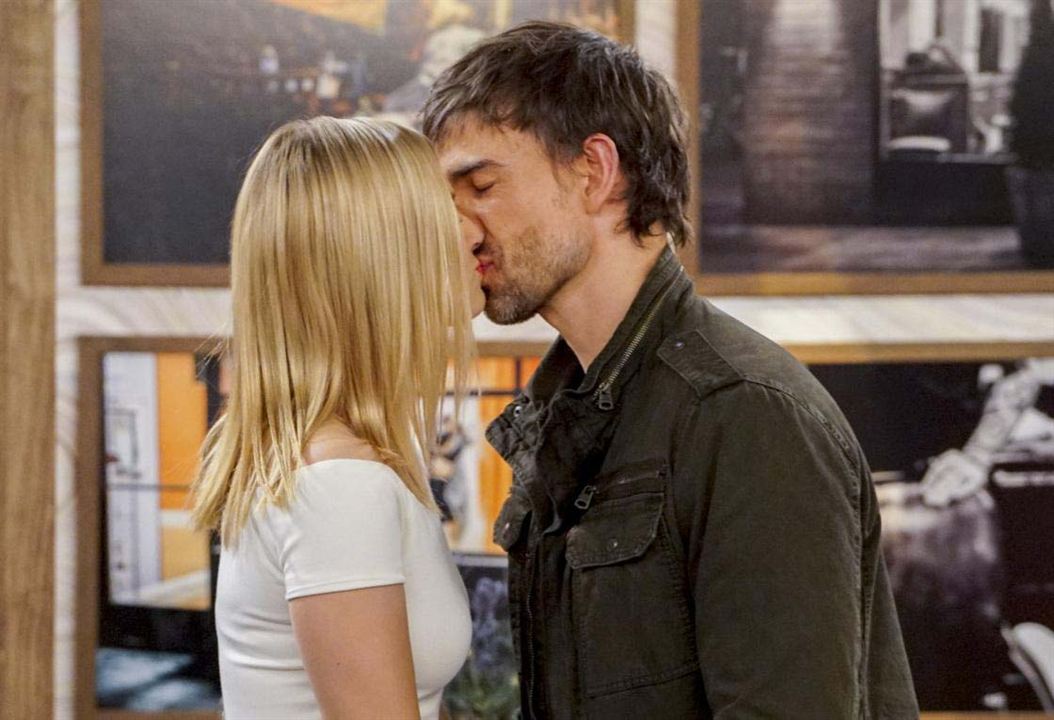 2 Broke Girls : Bild Beth Behrs, Christopher Gorham