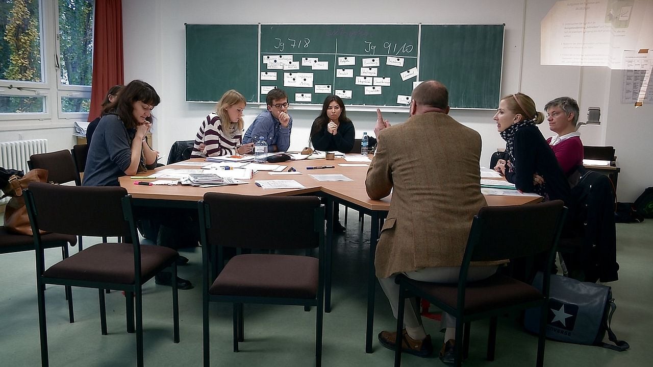 Zwischen den Stühlen : Bild