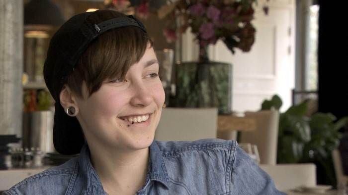 Devenir il ou elle : Bild