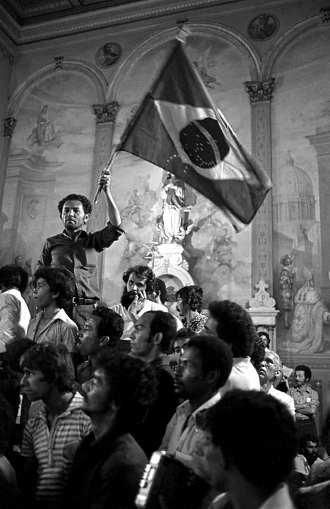 Coragem! As Muitas Vidas do Cardeal Paulo Evaristo Arns : Bild