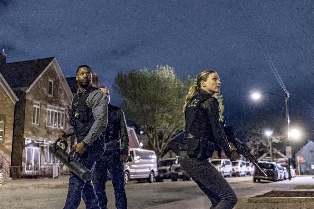 Chicago PD : Bild Tracy Spiridakos, LaRoyce Hawkins