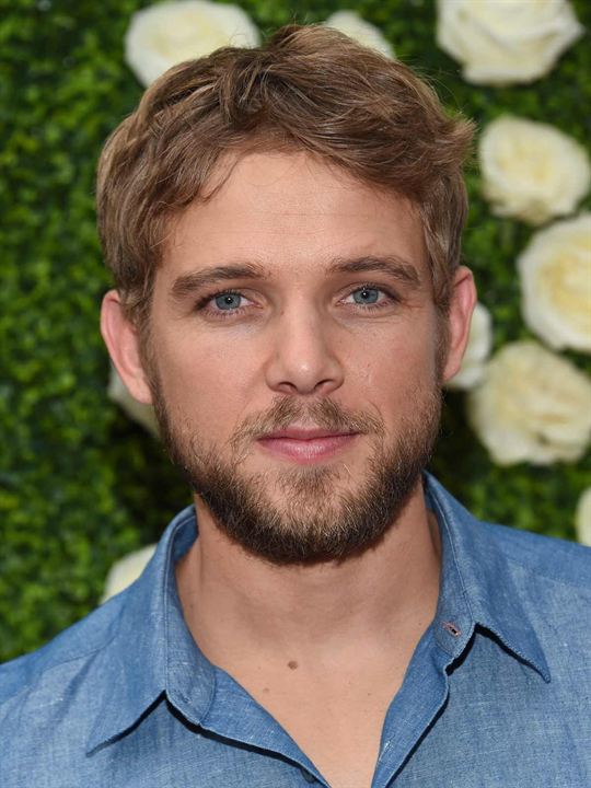 Kinoposter Max Thieriot