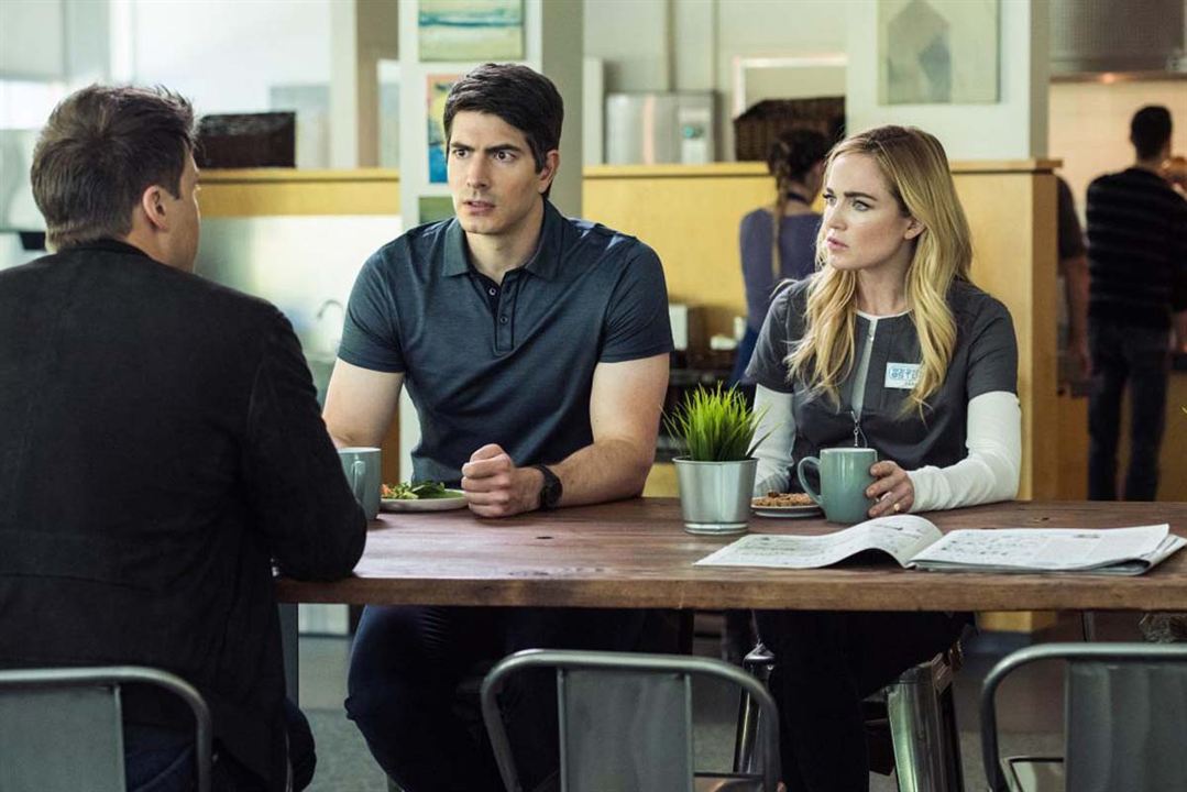 DC's Legends Of Tomorrow : Bild Brandon Routh, Caity Lotz