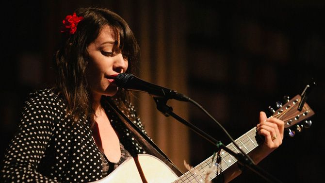 Autour de Luisa : Bild