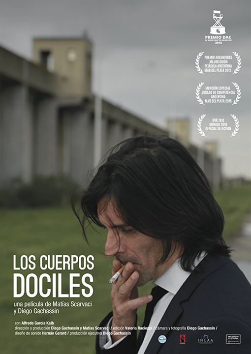 Los Cuerpos Dóciles : Kinoposter