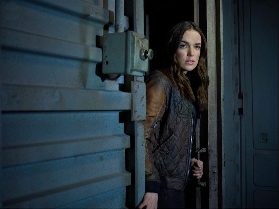 Bild Elizabeth Henstridge