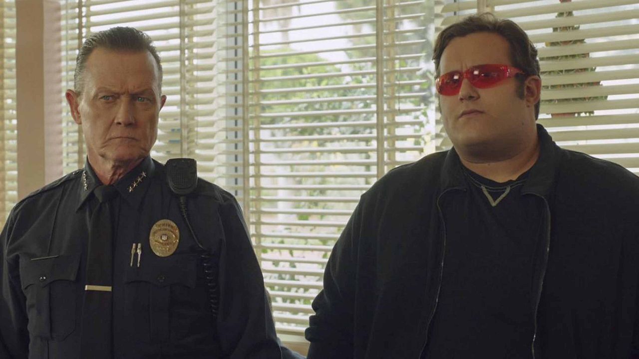 Scorpion : Bild Robert Patrick, Ari Stidham