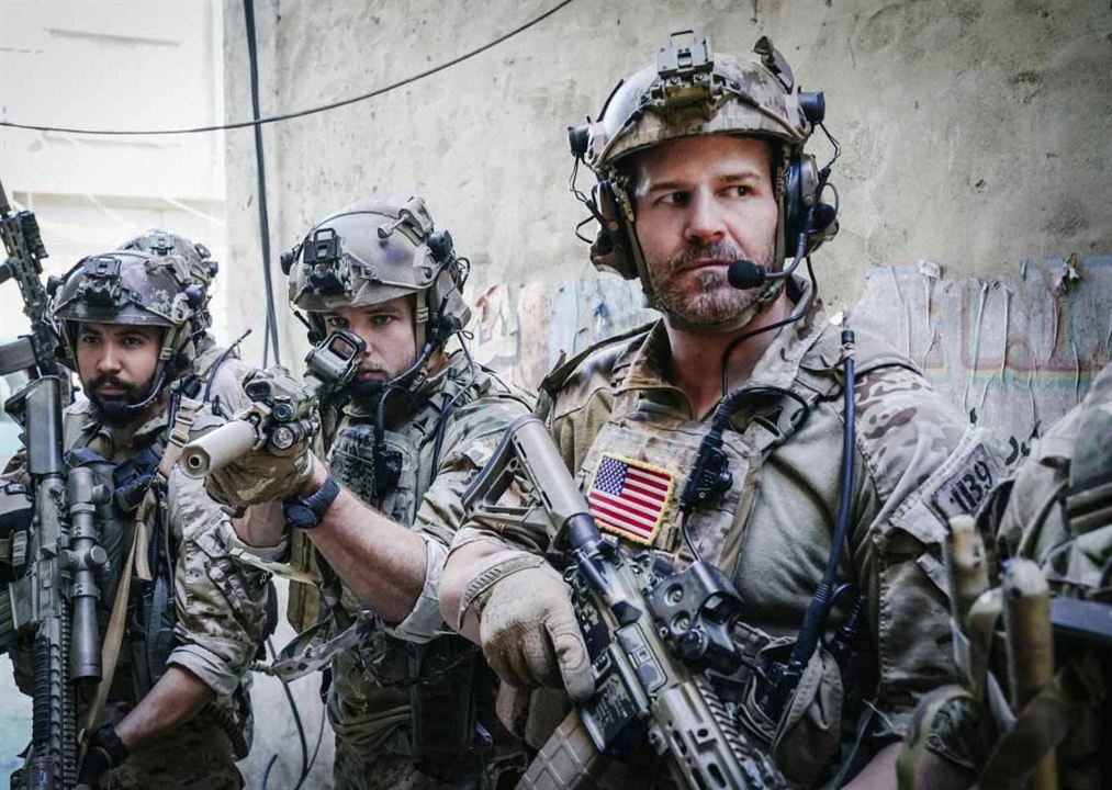 SEAL Team : Bild Max Thieriot, David Boreanaz, Neil Brown Jr.