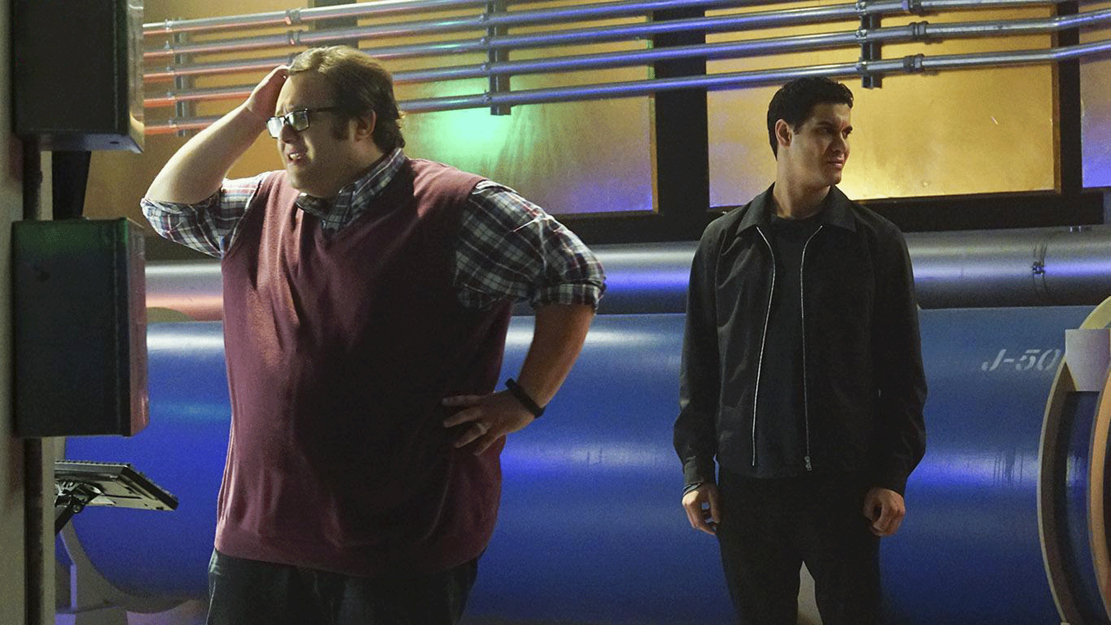 Scorpion : Bild Elyes Gabel, Ari Stidham