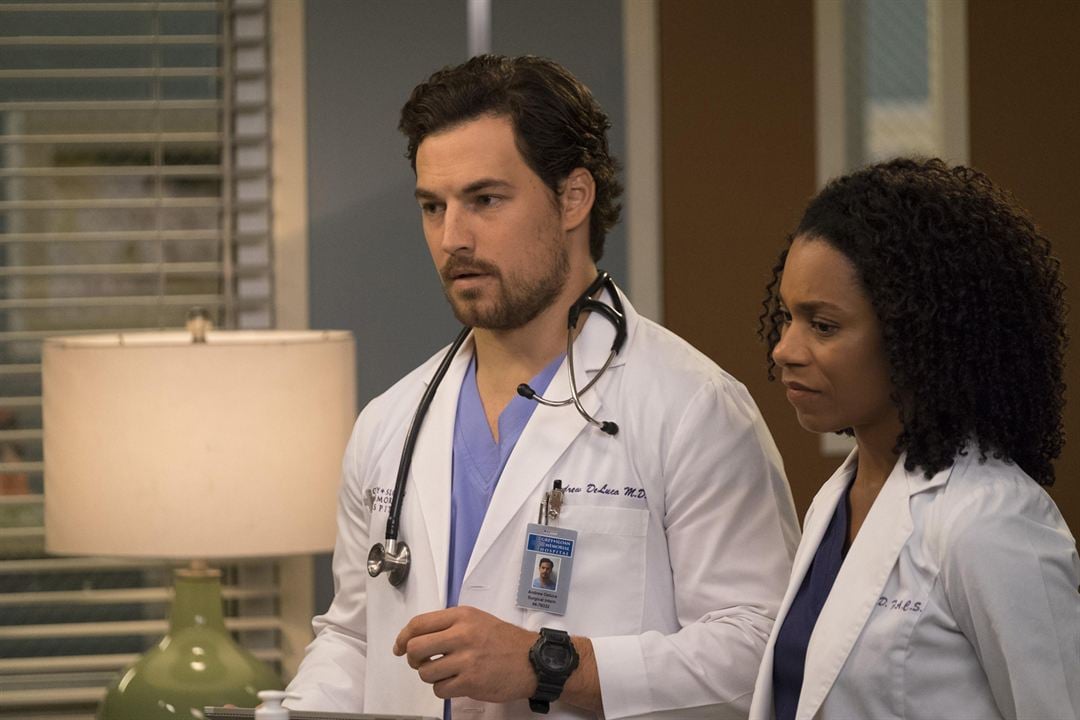 Grey's Anatomy - Die jungen Ärzte : Bild Giacomo Gianniotti, Kelly McCreary