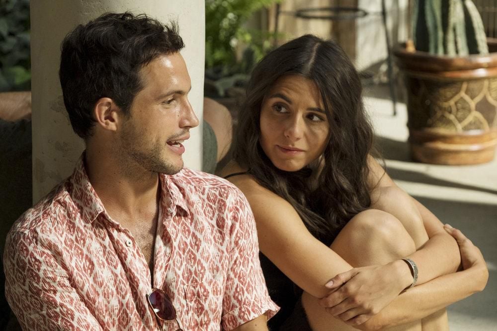 Imposters : Bild Rob Heaps, Marianne Rendón