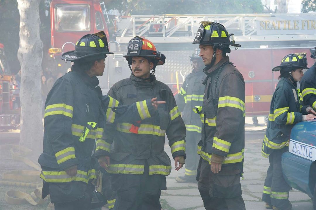 Seattle Firefighters - Die jungen Helden : Bild Barrett Doss, Jay Hayden