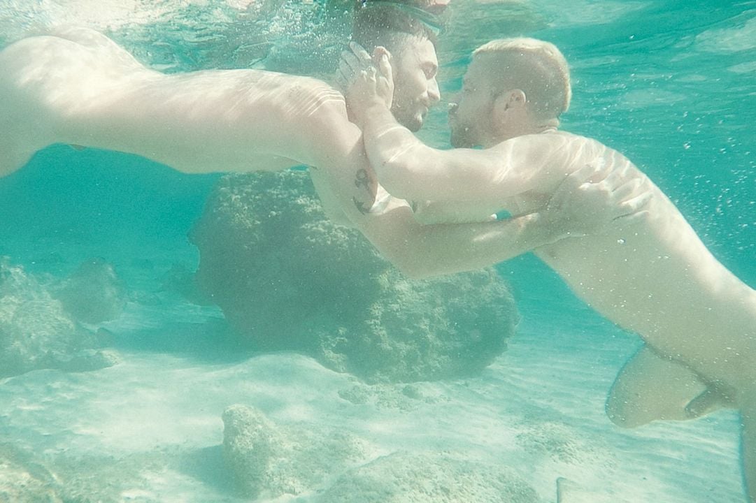 Er liebt mich : Bild Hermes Pittakos, Sanuye Shoteka