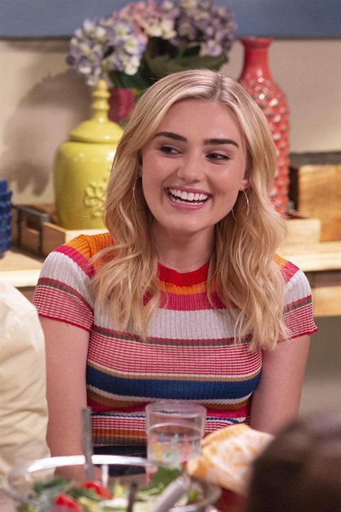 American Housewife (2016) : Bild Meg Donnelly