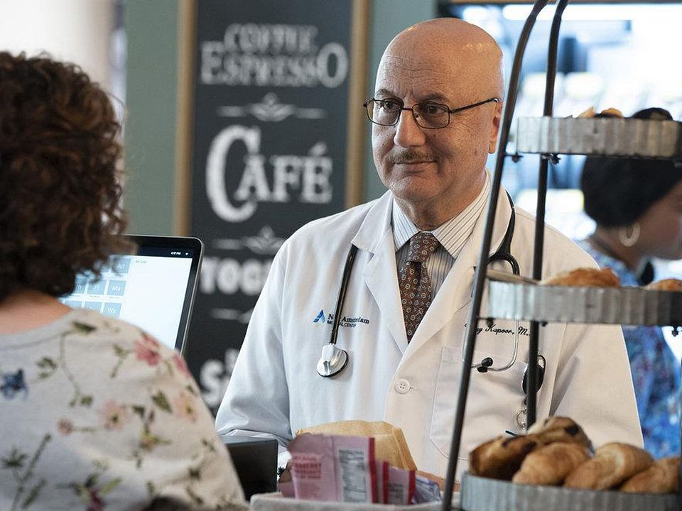 New Amsterdam : Bild Anupam Kher