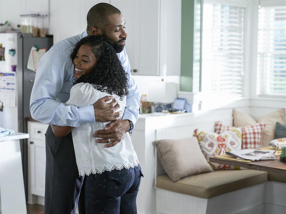 Black Lightning : Bild Cress Williams, Nafessa Williams