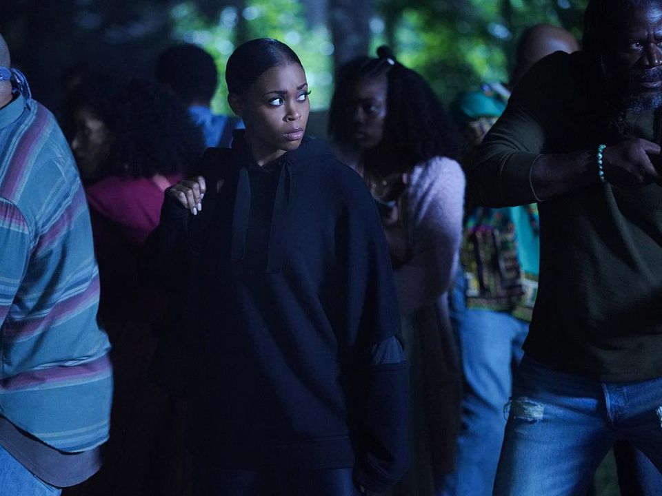 Black Lightning : Bild Nafessa Williams