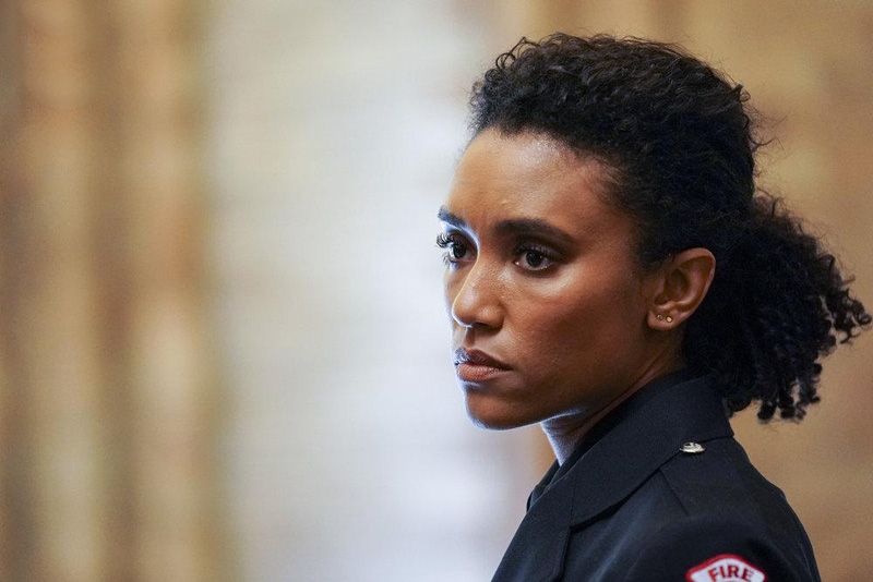 Chicago Fire : Bild Annie Ilonzeh