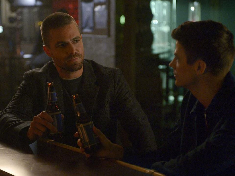 Supergirl : Bild Grant Gustin, Stephen Amell