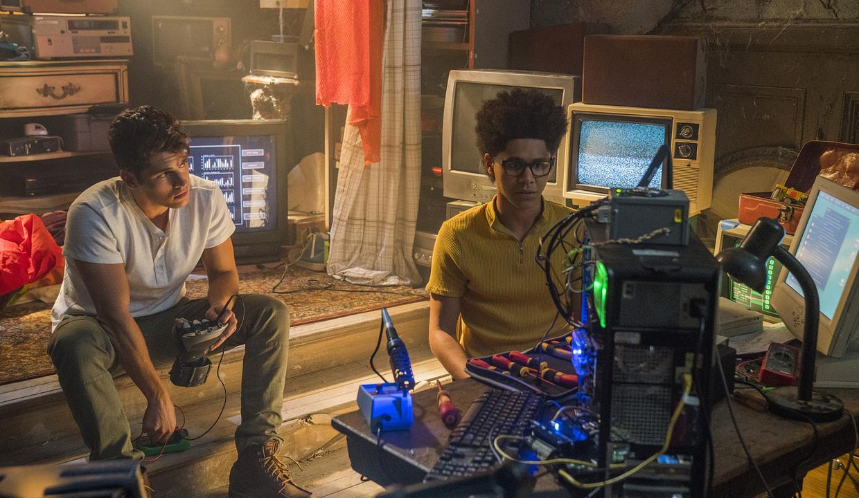 Marvel's Runaways : Bild Rhenzy Feliz, Gregg Sulkin