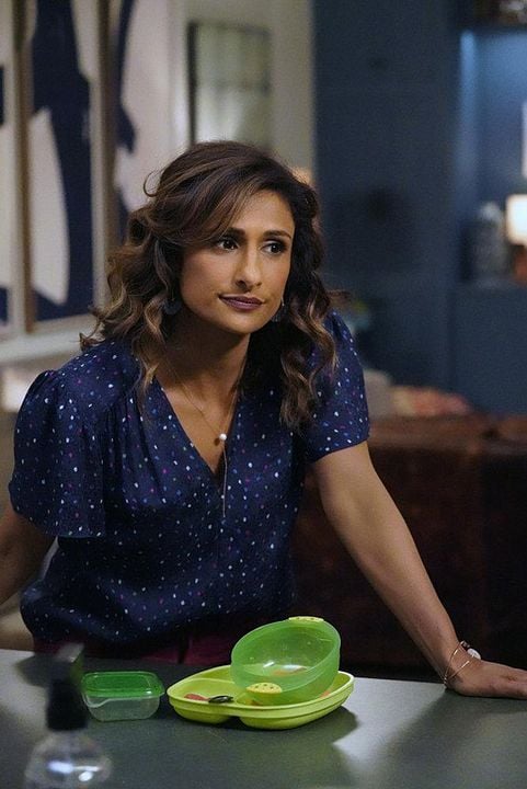 I Feel Bad : Bild Sarayu Blue