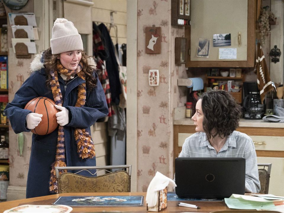 Die Conners : Bild Sara Gilbert, Emma Kenney