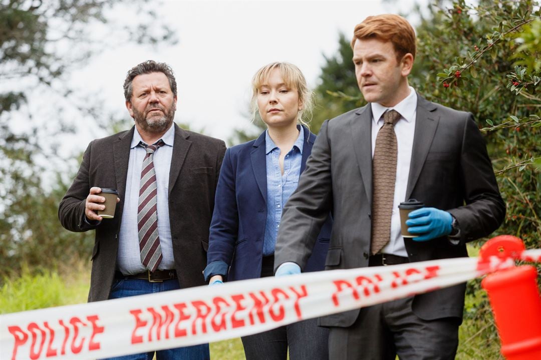 Brokenwood - Mord in Neuseeland : Bild Nic Sampson, Fern Sutherland, Neill Rea