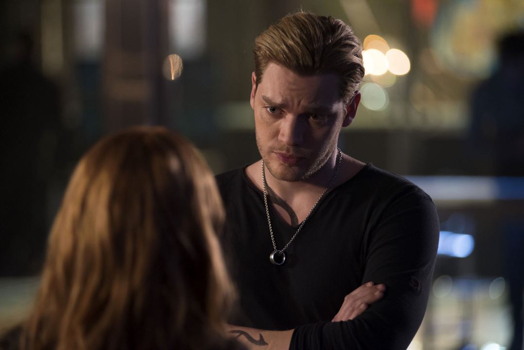 Shadowhunters : Bild Dominic Sherwood