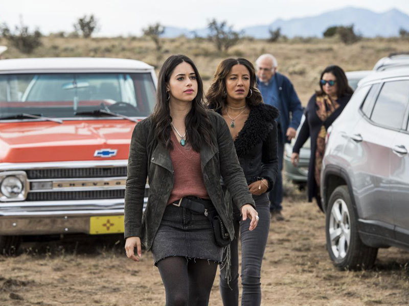 Roswell: New Mexico : Bild Jeanine Mason, Heather Hemmens