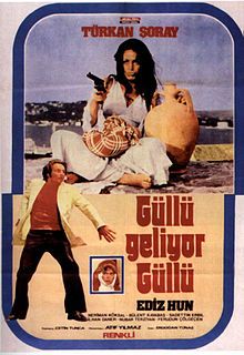 Güllü Geliyor Güllü : Kinoposter