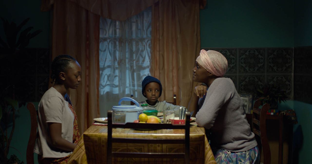 Supa Modo : Bild Stycie Waweru, Marianne Nungo, Nyawara Ndambia